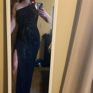 One shoulder Adrianna Papell gown/formal dress